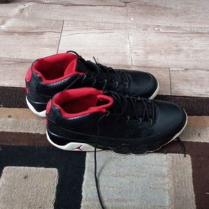 Air Jordan 10.5 red and black